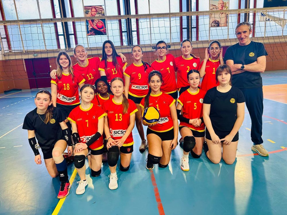 Équipe M15 Fminines 4x4 CMF Volley