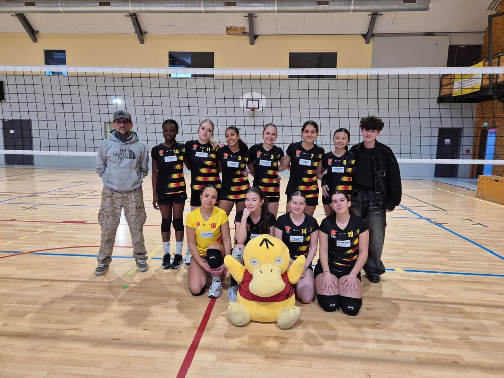 Équipe M18 Fminines quipe 2 CMF Volley